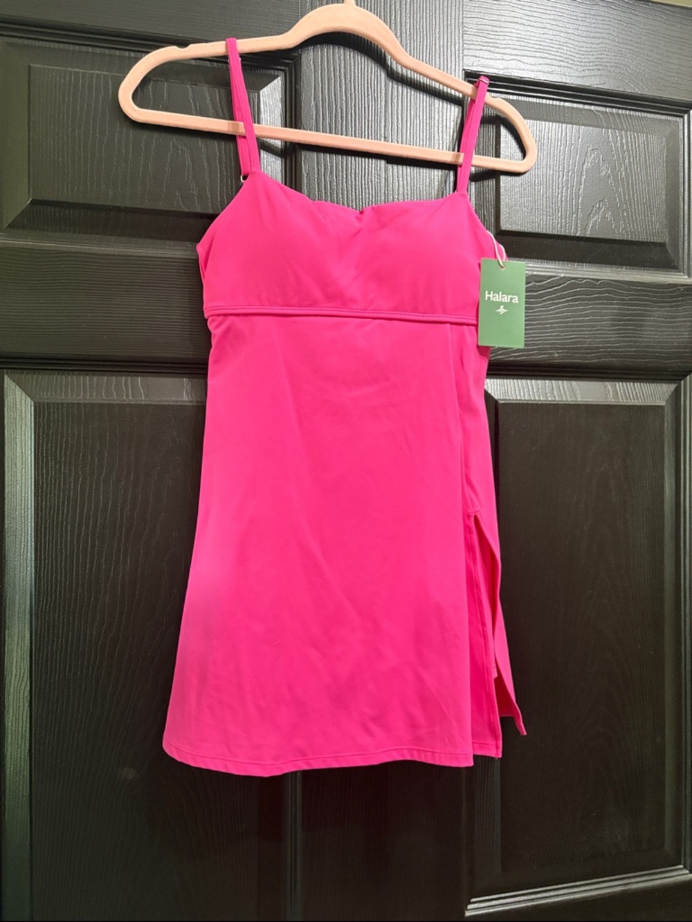 HALARA Pink Fitness Dress with Adjustable Straps